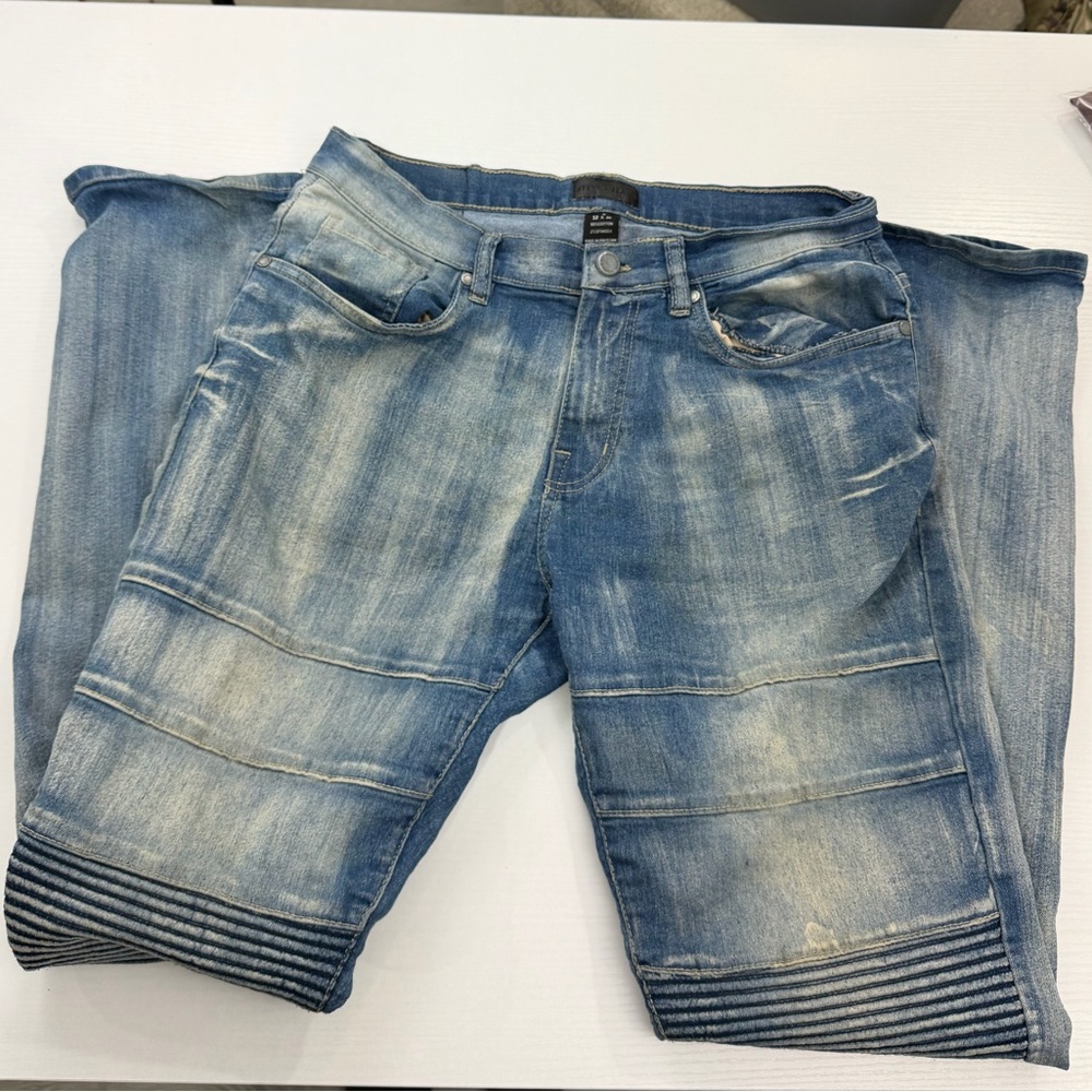 Trendy Distressed Blue Skinny Jeans